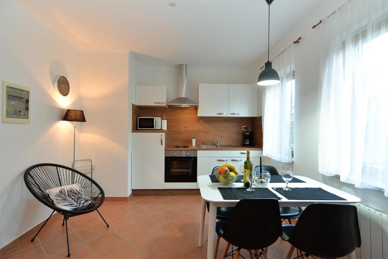 Apartments Marija 1089 Poreč Extérieur photo