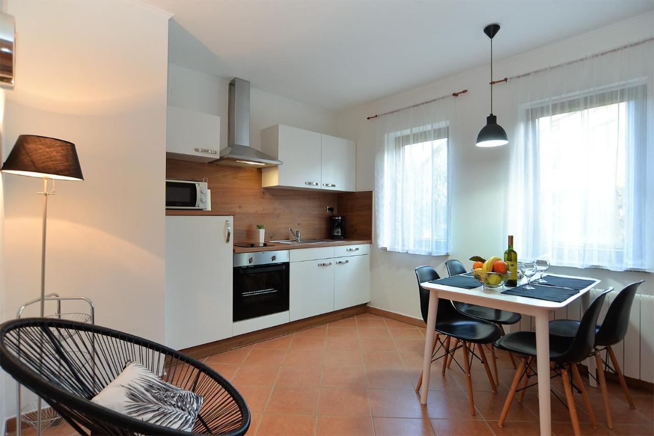 Apartments Marija 1089 Poreč Extérieur photo